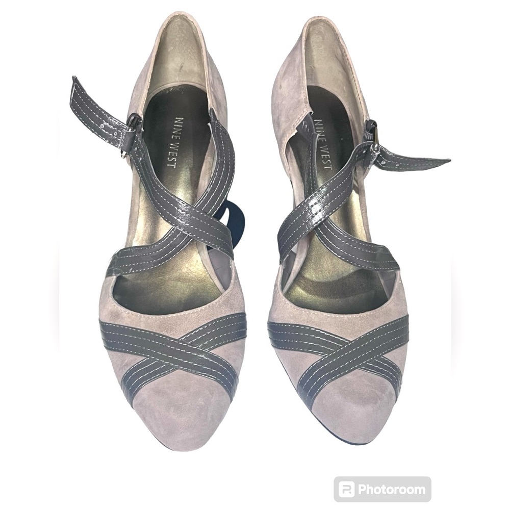 NINE WEST 💥NEW💥 light gray suede and dark gray leather heels with strap Size 9